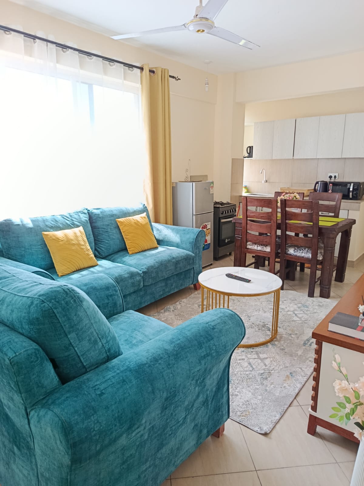 ONE BEDROOM APARTMENT image 3